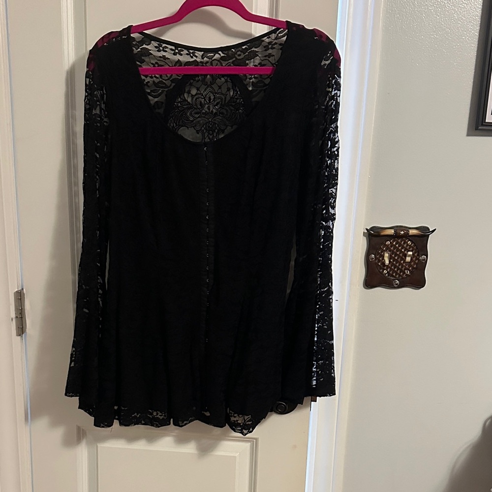 Hot Topic Black Lace Midi Dress